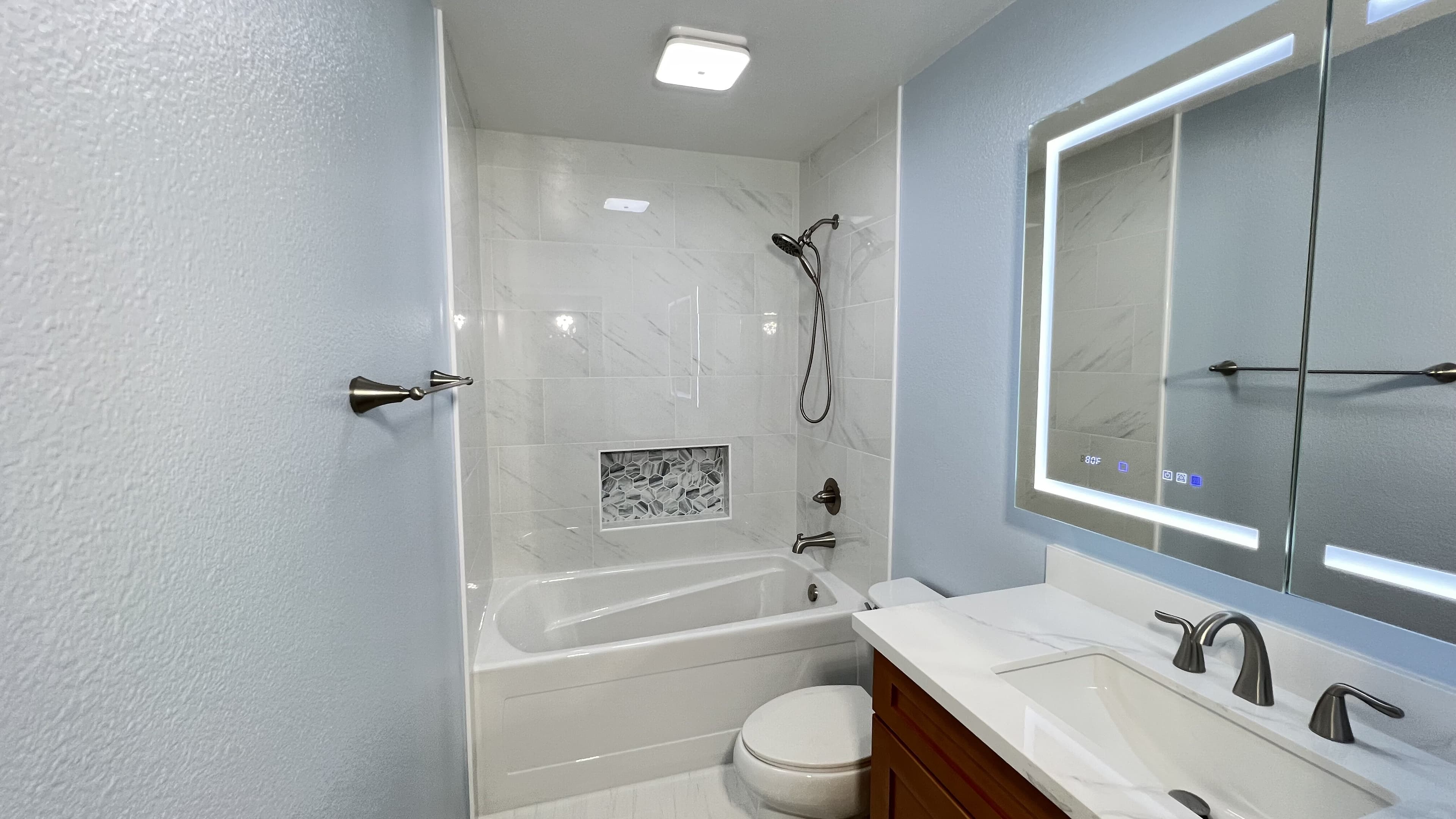 John & Gundi's Secondary Bathroom Remodel — Photo 8